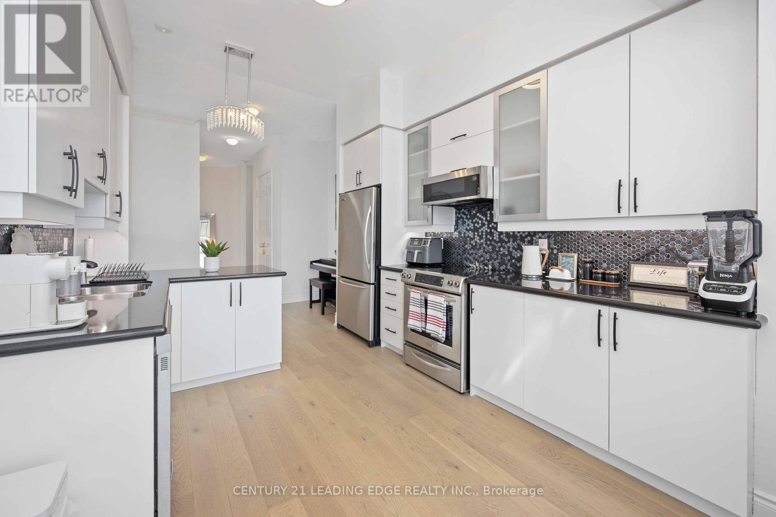 Lph02 - 763 Bay Street, Toronto, Ontario  M5G 2R3 - Photo 15 - C12642796