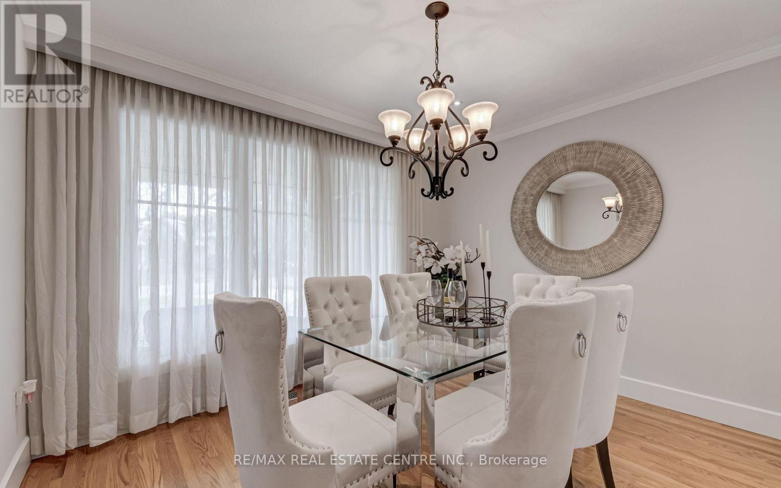 196 Sabel Street, Oakville (Br Bronte), Ontario  L6L 3V4 - Photo 19 - W12641666