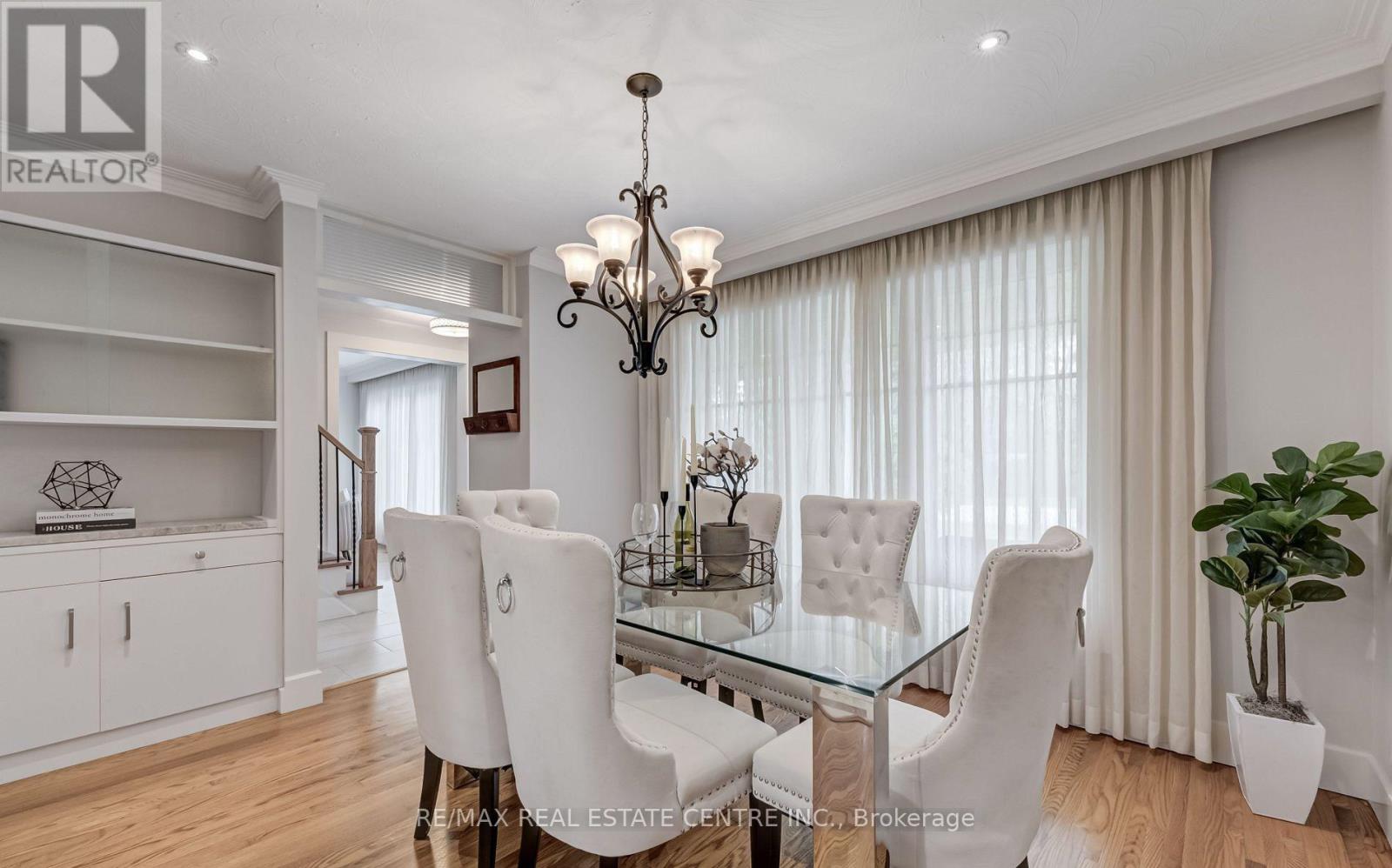 196 Sabel Street, Oakville (Br Bronte), Ontario  L6L 3V4 - Photo 20 - W12641666