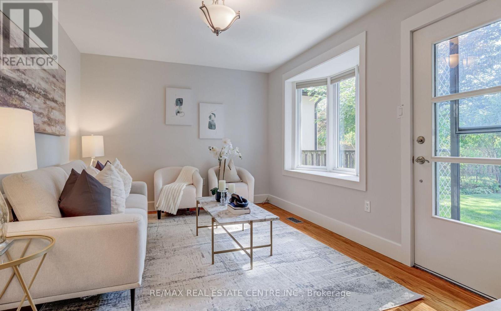 196 Sabel Street, Oakville (Br Bronte), Ontario  L6L 3V4 - Photo 16 - W12641666