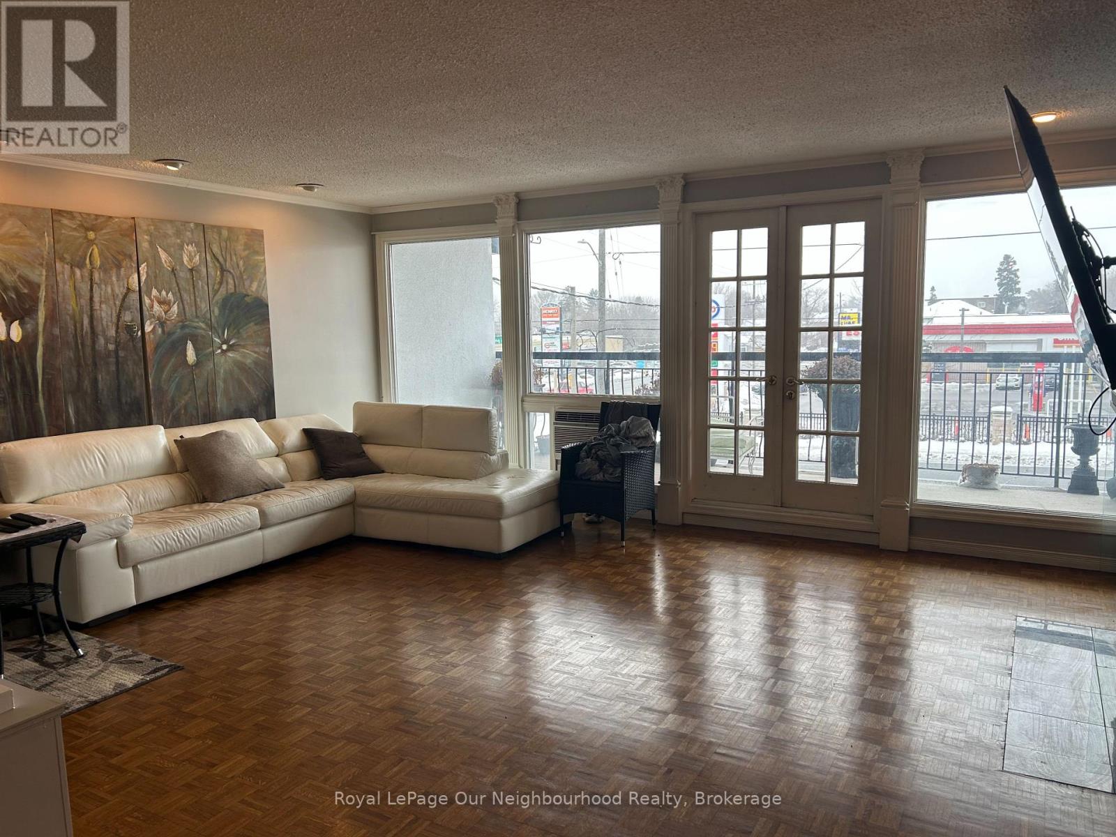 282 King Street W, Oshawa, Ontario  L1J 2J9 - Photo 3 - E12642914