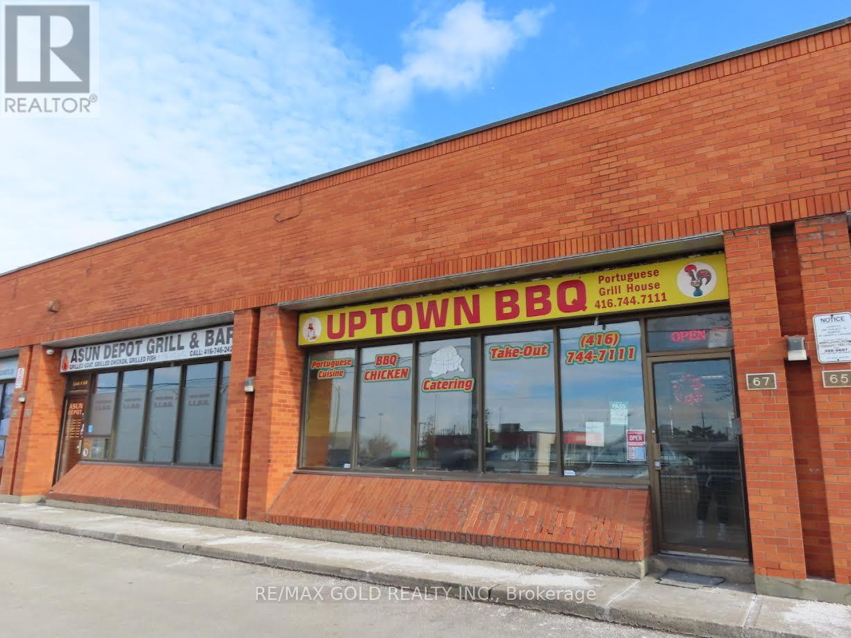 67 - 2300 Finch Avenue, Toronto (Humber Summit), Ontario  M9M 2Y3 - Photo 3 - W12642518