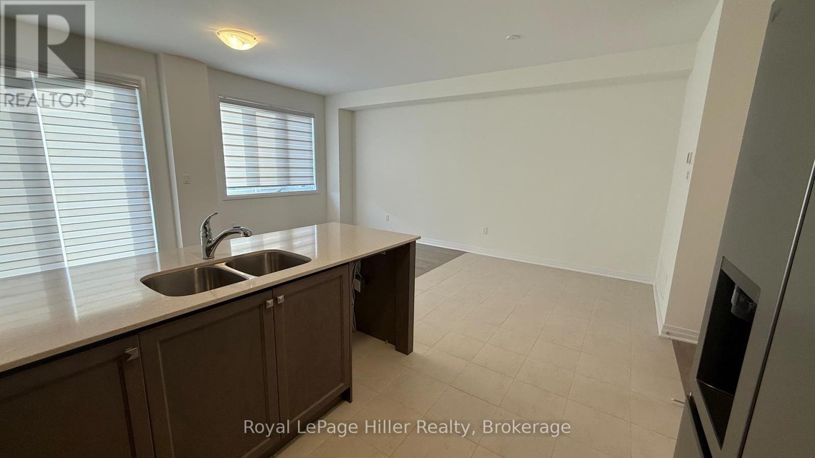 941 Douro Street, Stratford, Ontario  N5A 0M2 - Photo 7 - X12575786