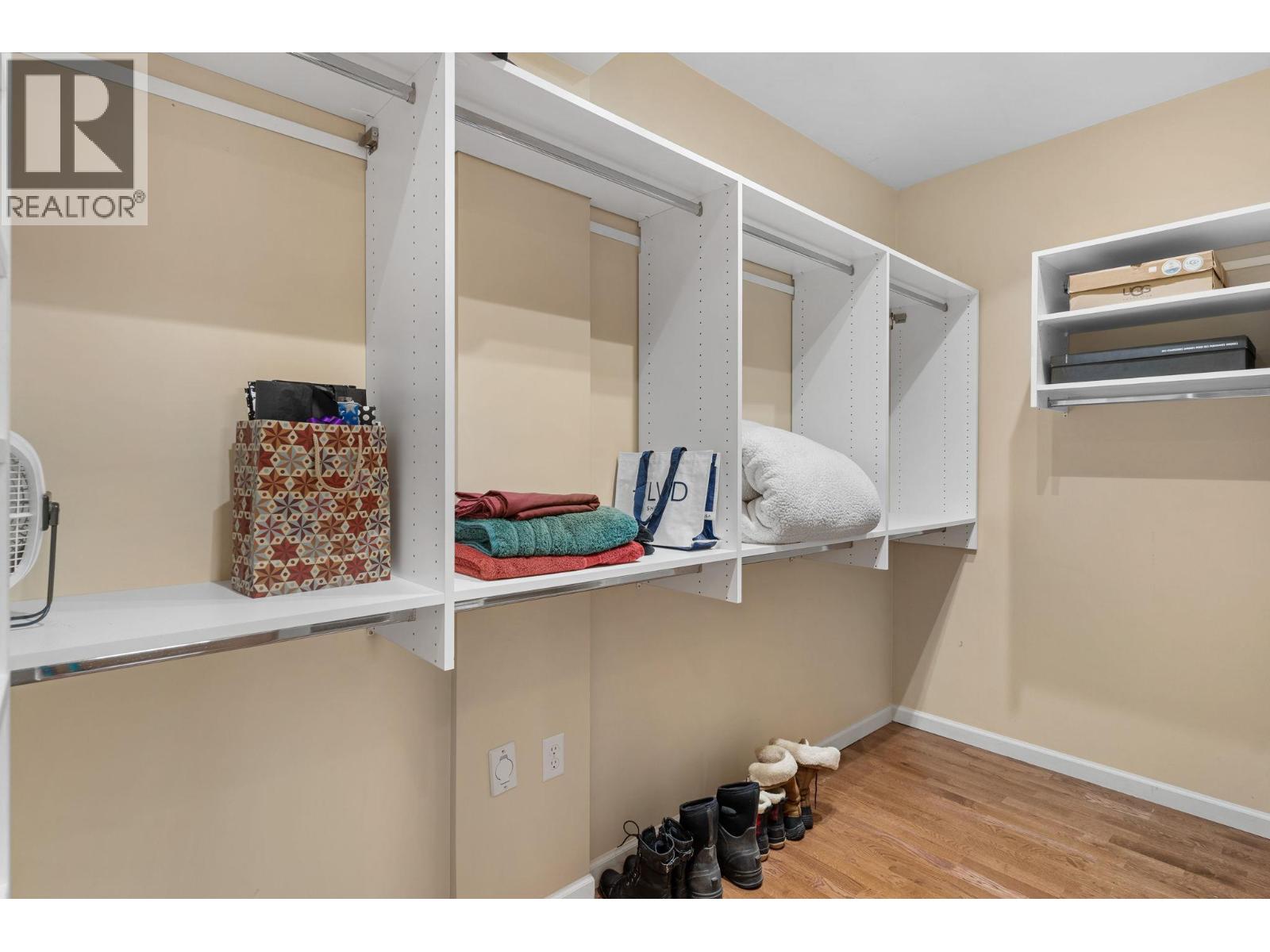 3582 Camelback Drive, Kelowna, British Columbia  V1X 8A7 - Photo 40 - 10371375