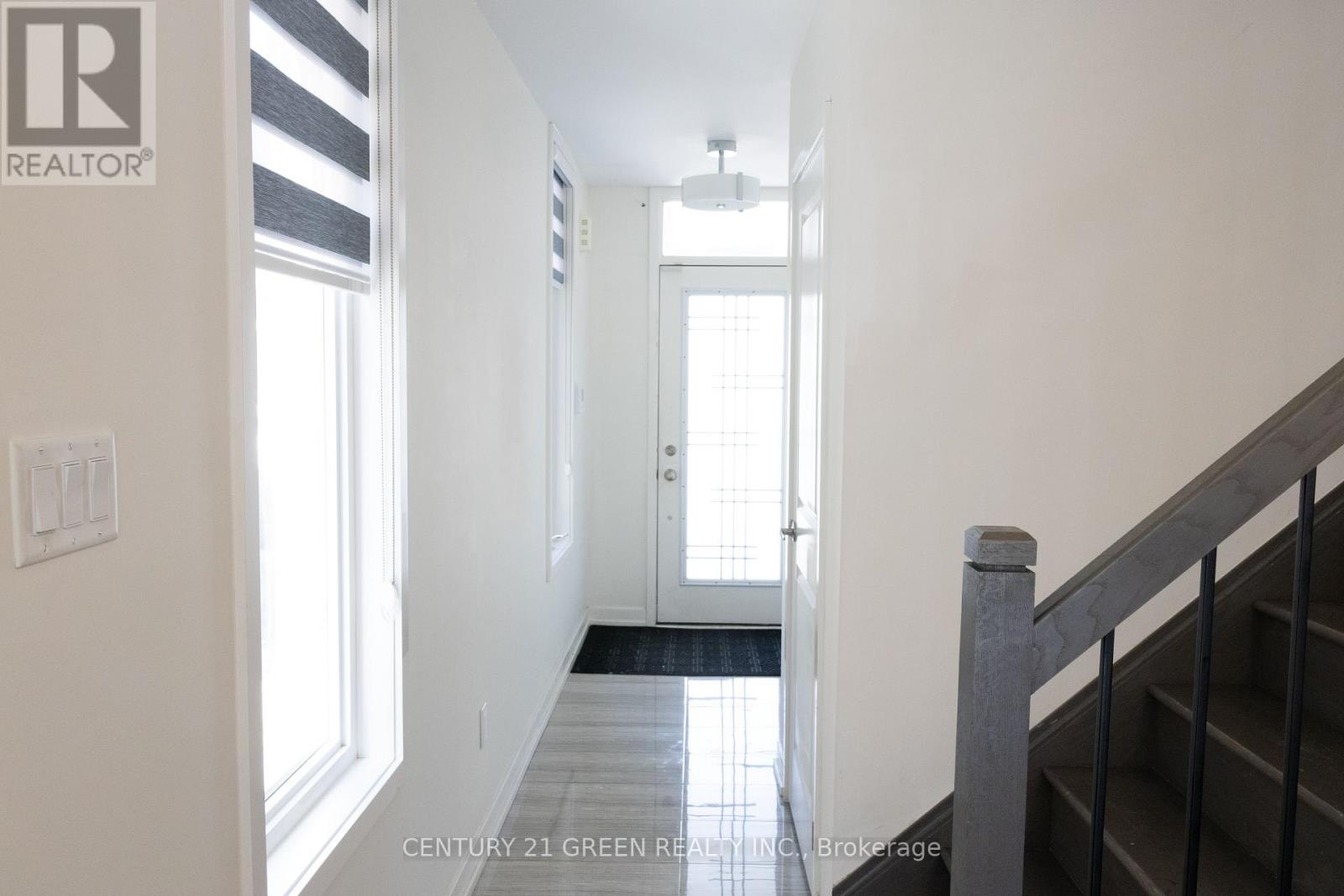 206 Huguenot Road, Oakville, Ontario  L6H 0L6 - Photo 16 - W12642876