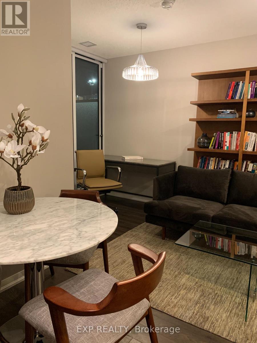 812 - 3091 Dufferin Street, Toronto, Ontario  M6A 0C4 - Photo 5 - W12642904