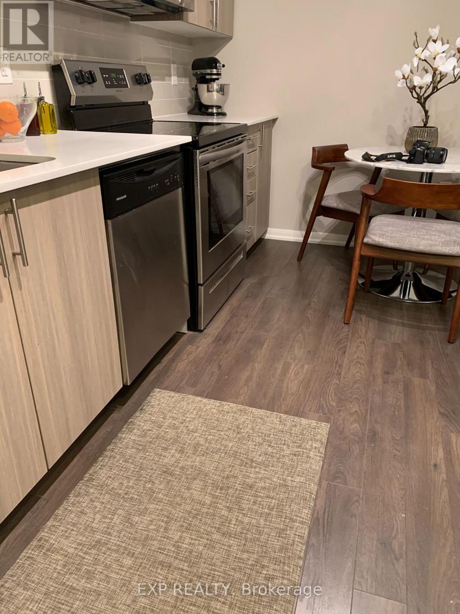 812 - 3091 Dufferin Street, Toronto, Ontario  M6A 0C4 - Photo 6 - W12642904