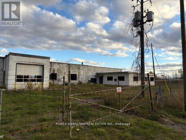 13210 River Road, North Dundas, Ontario K7R 3K8 - Photo 1 - X12641932