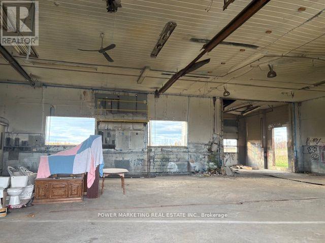 13210 River Road, North Dundas, Ontario K7R 3K8 - Photo 4 - X12641932