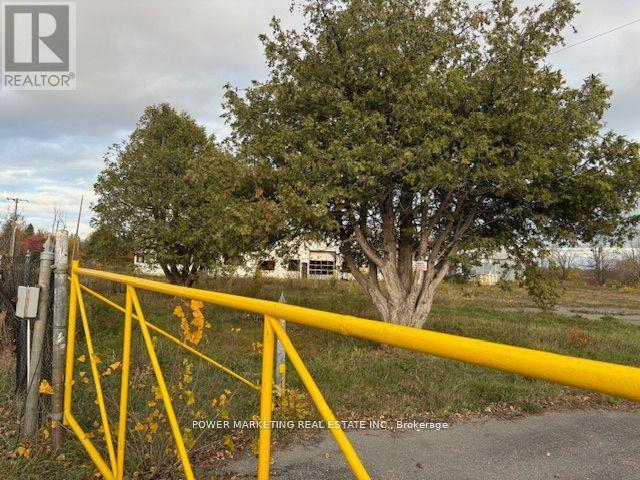 13210 River Road, North Dundas, Ontario K7R 3K8 - Photo 8 - X12641932