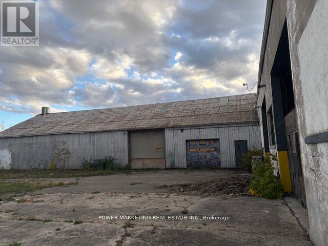 13210 River Road, North Dundas, Ontario K7R 3K8 - Photo 3 - X12641932