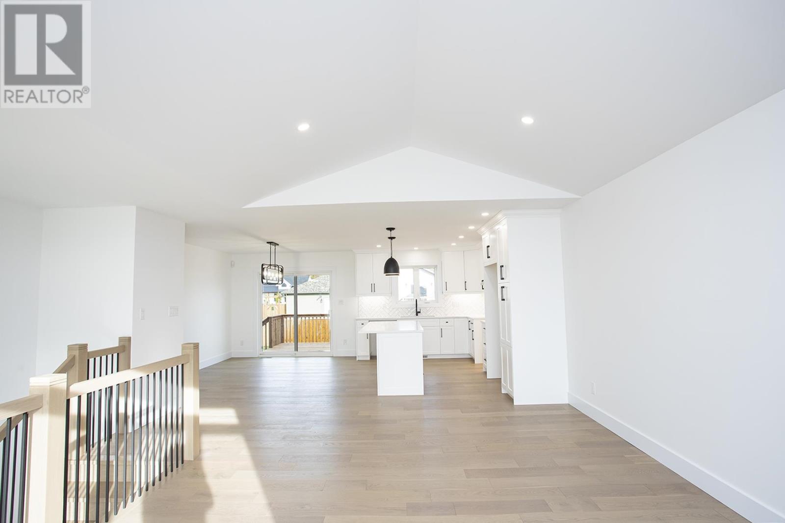 7 Noah Dr, Sault Ste. Marie, Ontario  P6C 6E6 - Photo 12 - SM252634