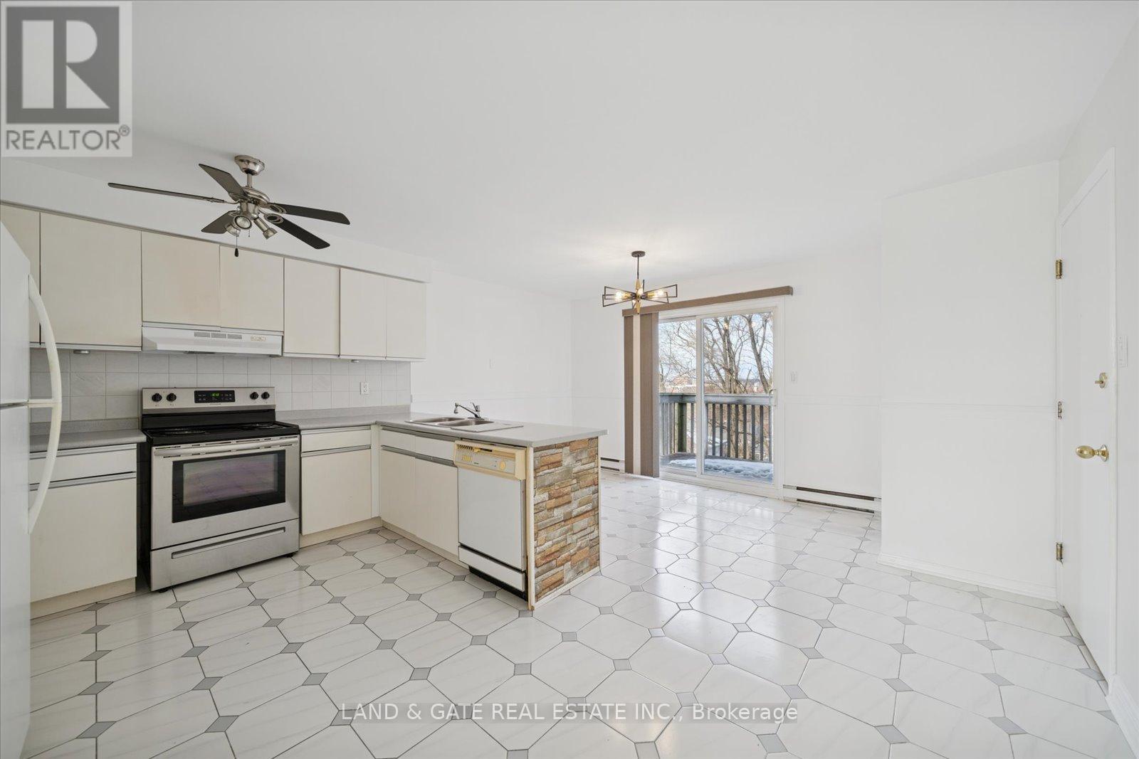 #3 - 314 Hillside Avenue, Oshawa, Ontario  L1J 1T5 - Photo 8 - E12642994