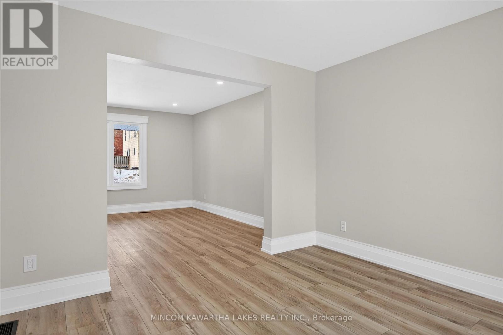 1320 Albertus Avenue, Peterborough, Ontario  K9J 7S3 - Photo 13 - X12642962