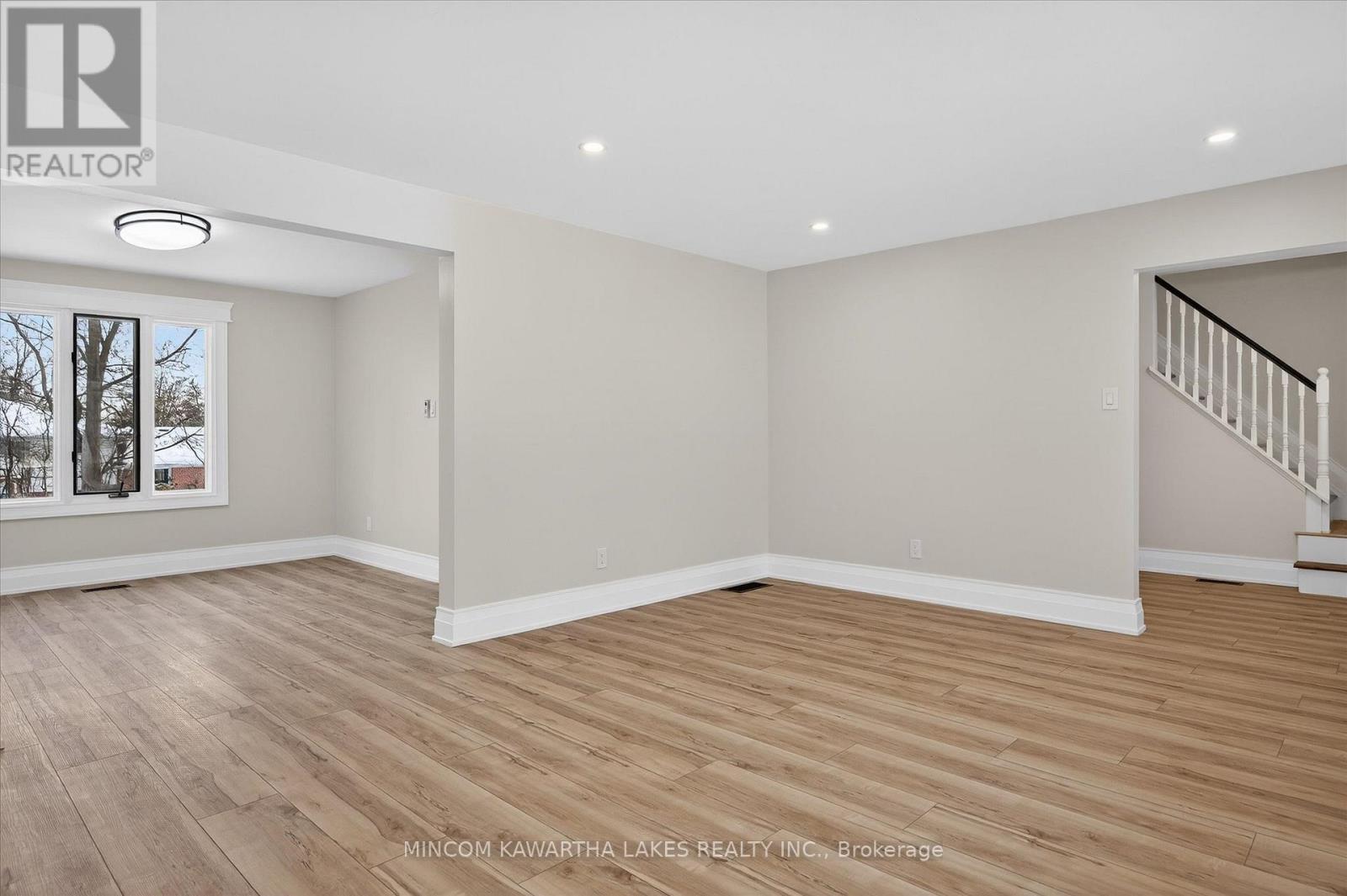 1320 Albertus Avenue, Peterborough, Ontario  K9J 7S3 - Photo 8 - X12642962