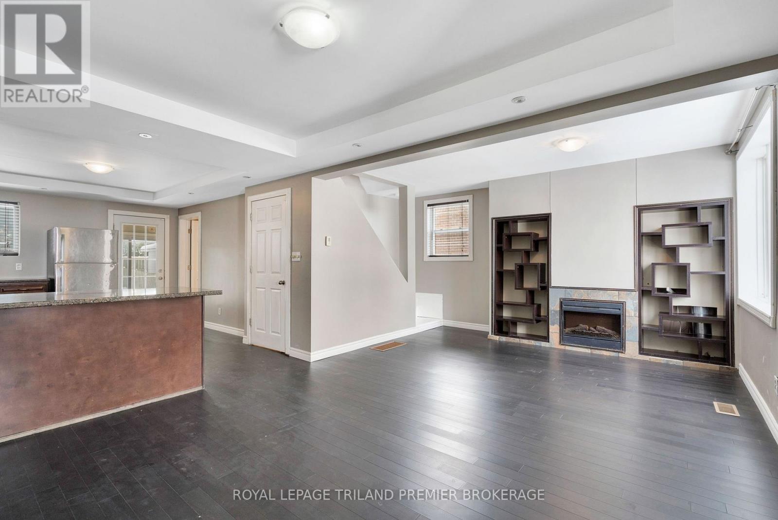 331 Thompson Road, London South, Ontario  N5Z 2Z4 - Photo 5 - X12642968