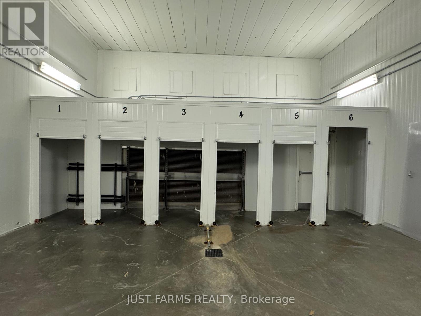 2899 Cromarty Drive, Thames Centre (Putnam), Ontario  N0L 2B0 - Photo 17 - X12642998