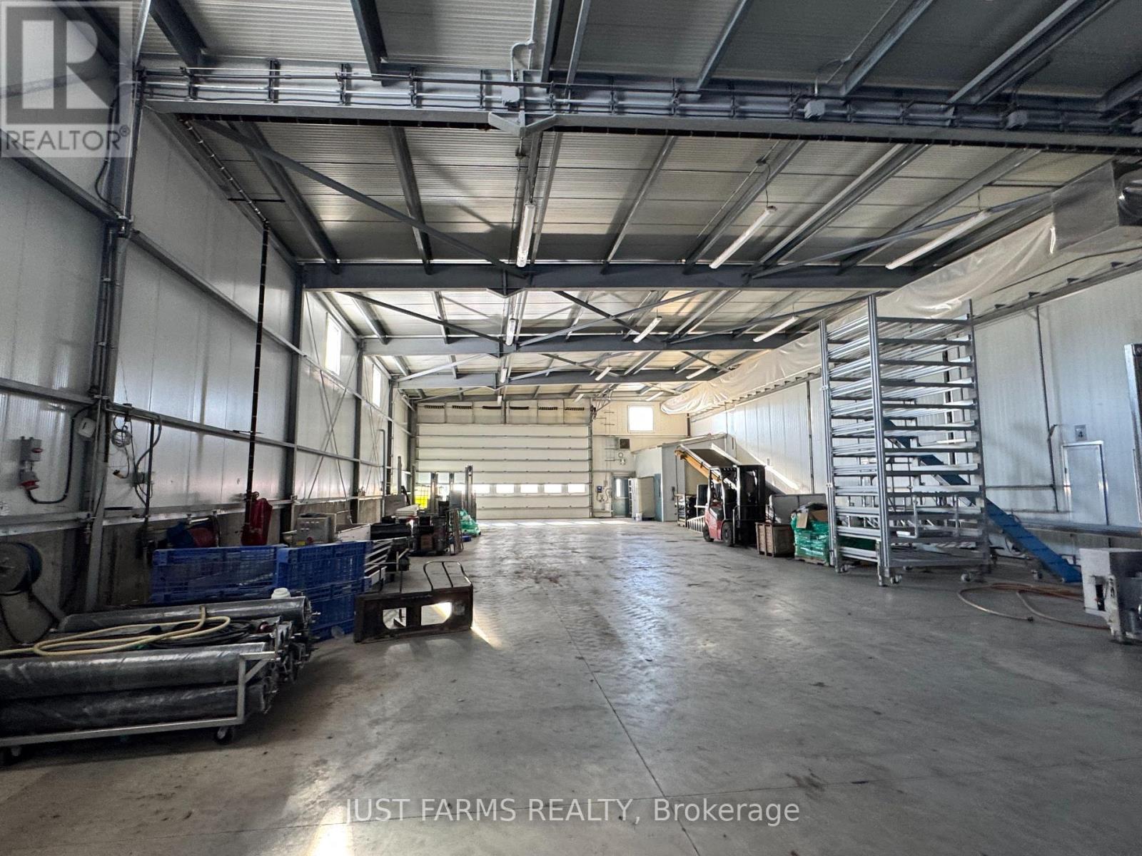 2899 Cromarty Drive, Thames Centre (Putnam), Ontario  N0L 2B0 - Photo 21 - X12642998