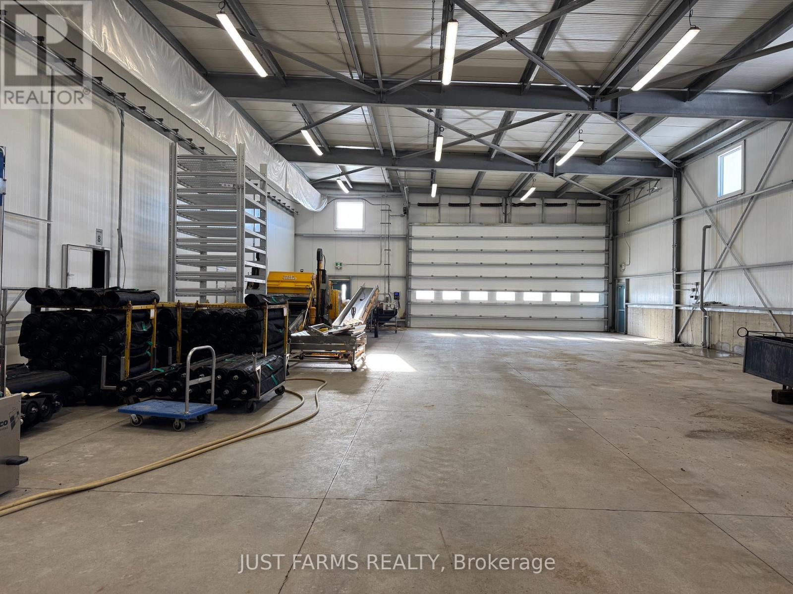 2899 Cromarty Drive, Thames Centre (Putnam), Ontario  N0L 2B0 - Photo 25 - X12642998