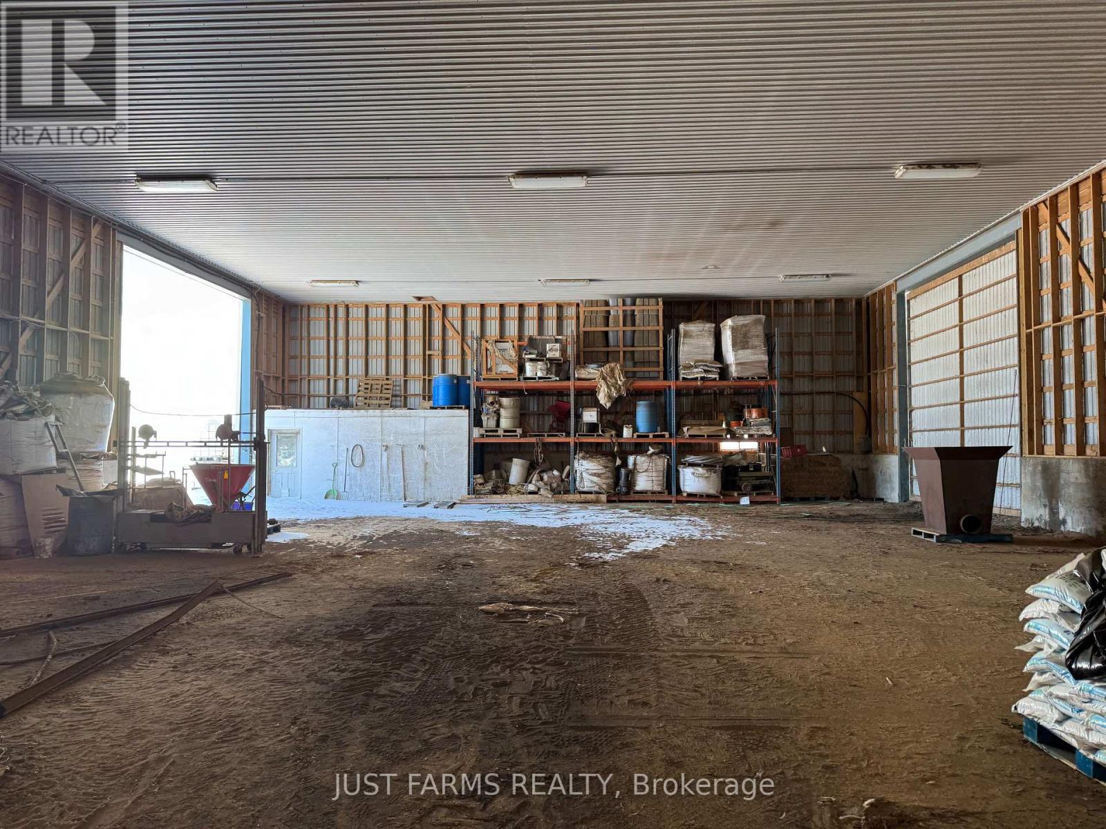 2899 Cromarty Drive, Thames Centre (Putnam), Ontario  N0L 2B0 - Photo 30 - X12642998