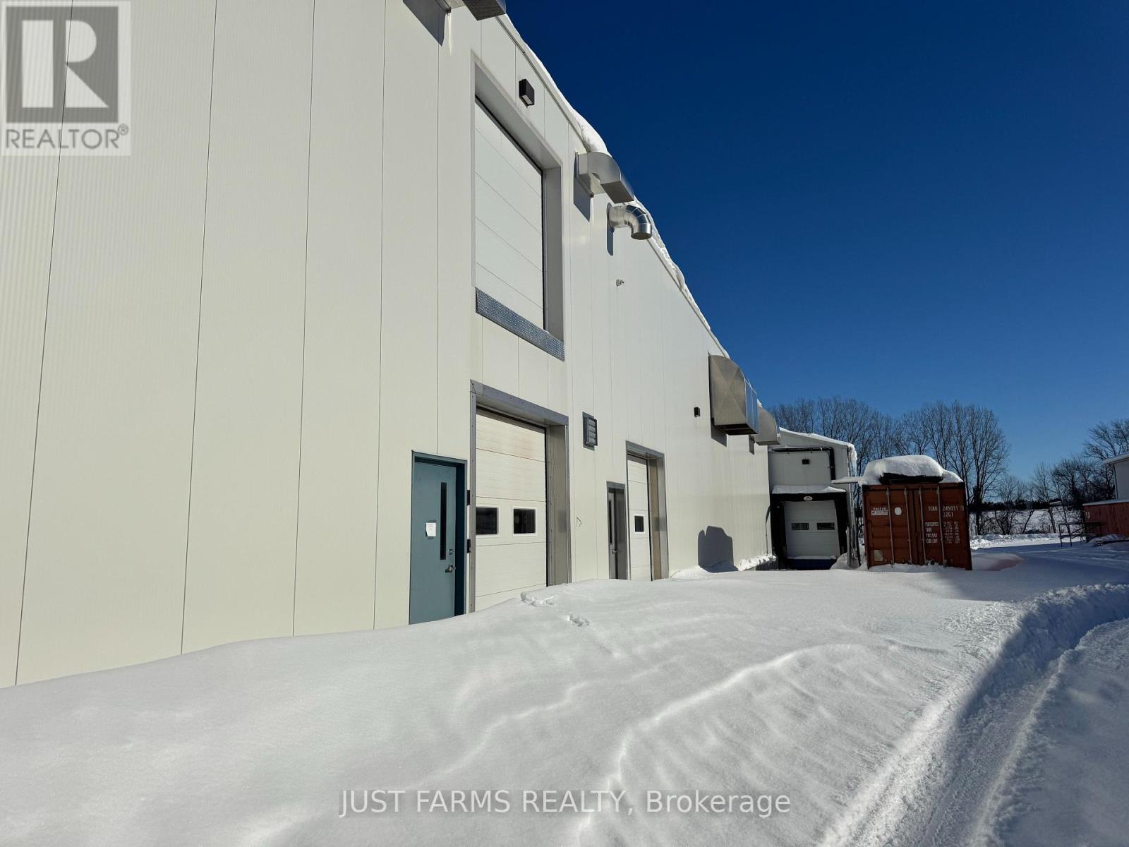 2899 Cromarty Drive, Thames Centre (Putnam), Ontario  N0L 2B0 - Photo 32 - X12642998