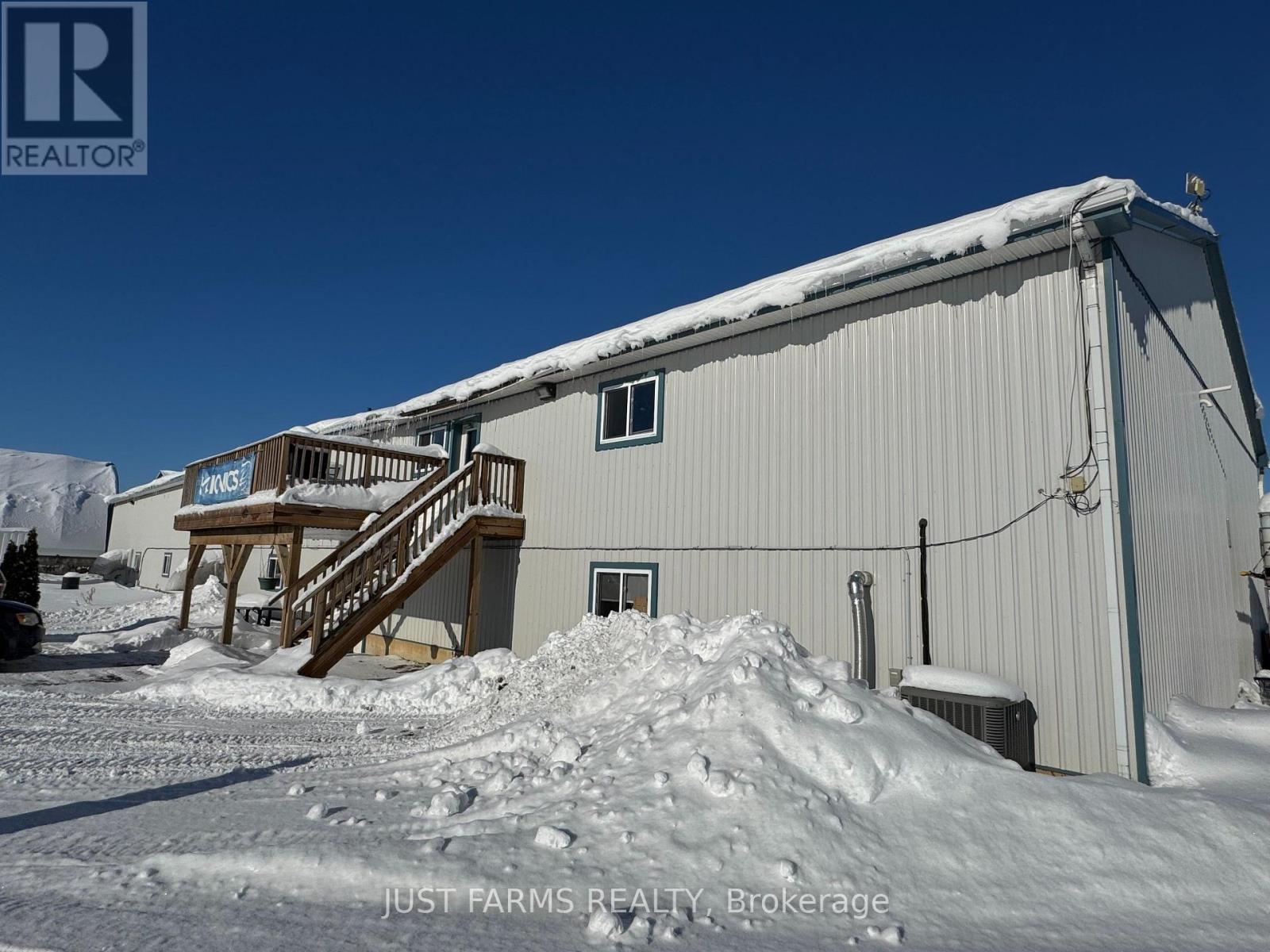 2899 Cromarty Drive, Thames Centre (Putnam), Ontario  N0L 2B0 - Photo 41 - X12642998