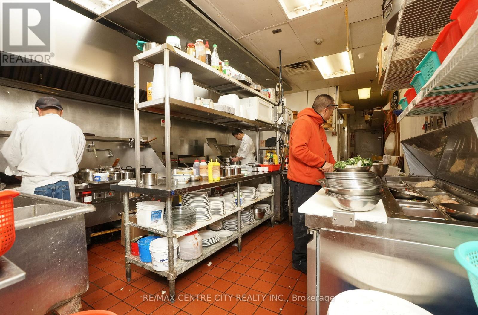 16 - 1080 Adelaide Street N, London East, Ontario N5Y 2N1 - Photo 6 - X12643068