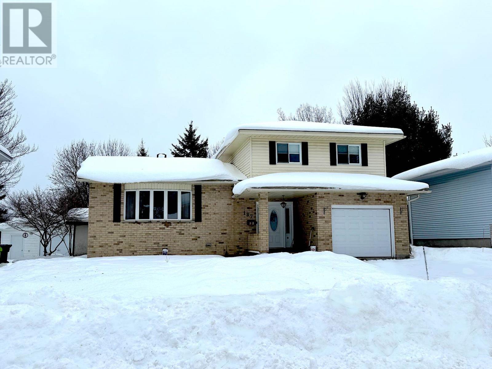 187 Parkland Cres, Sault Ste. Marie, Ontario  P6A 6M4 - Photo 3 - SM253505