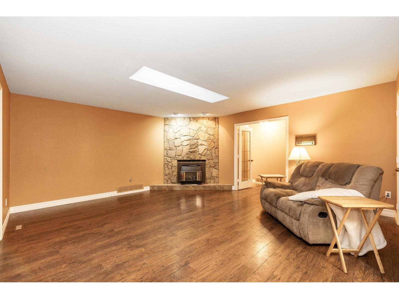 8728 213 Street, Langley, British Columbia  V1M 2A1 - Photo 13 - R3074533