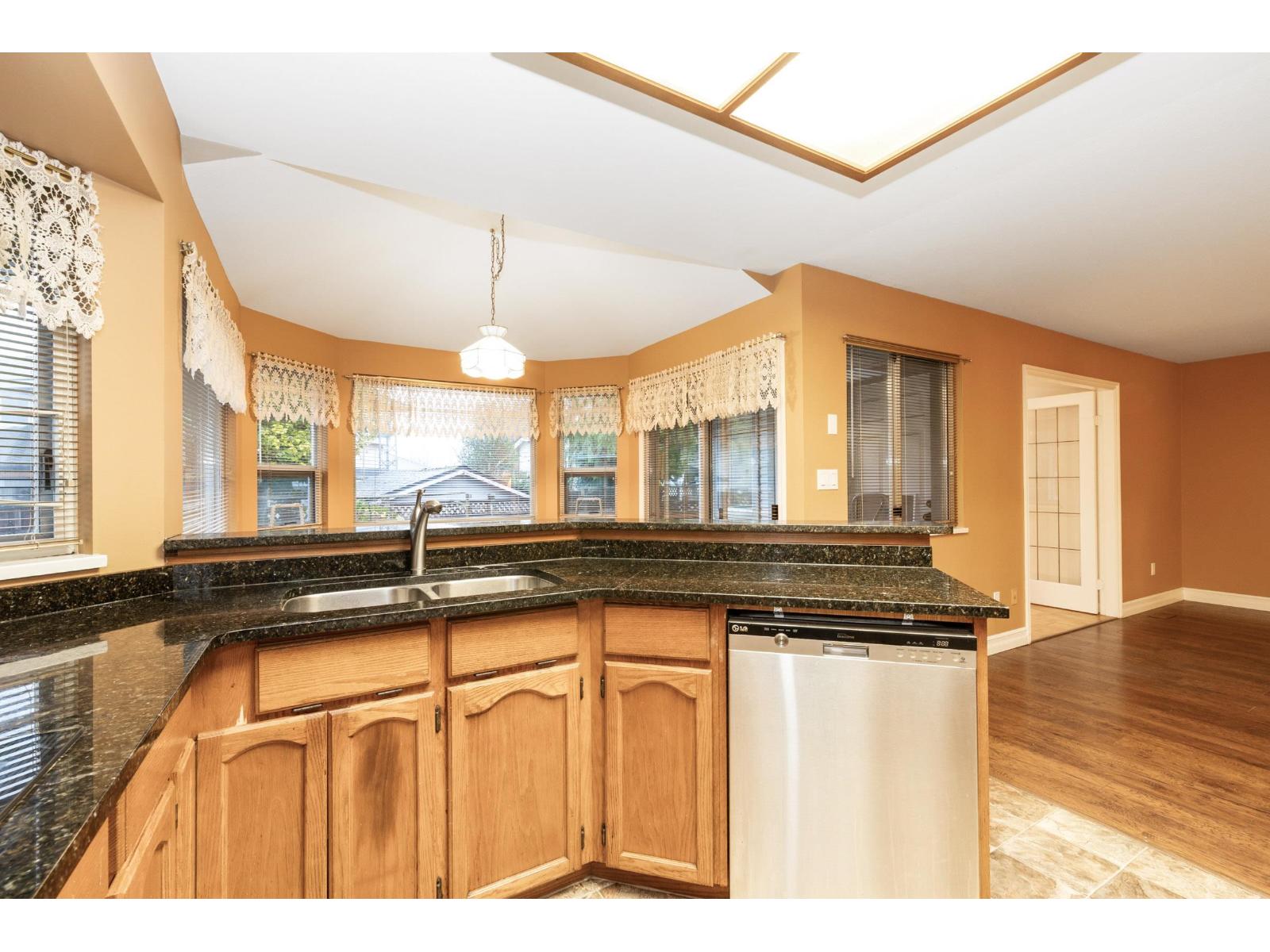 8728 213 Street, Langley, British Columbia  V1M 2A1 - Photo 16 - R3074533