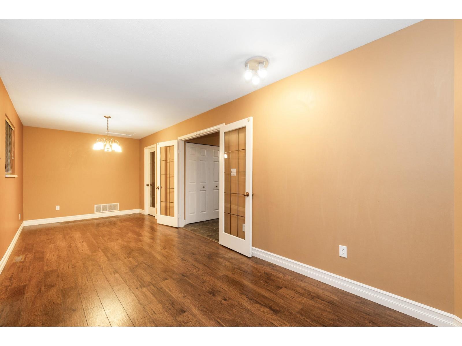 8728 213 Street, Langley, British Columbia  V1M 2A1 - Photo 5 - R3074533