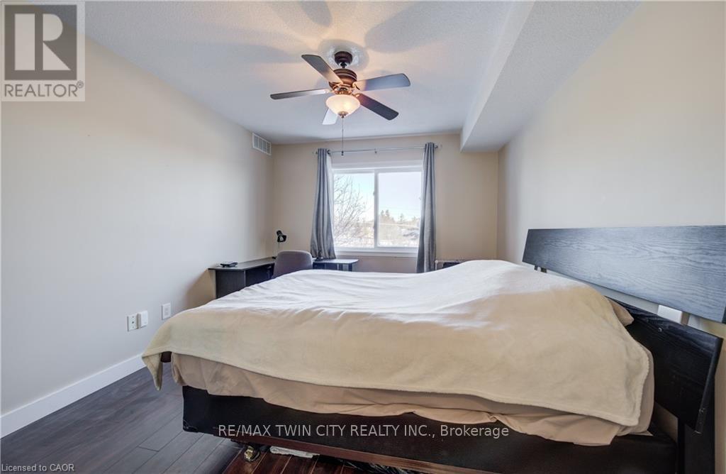 318 - 15 Hofstetter Avenue, Kitchener, Ontario  N2A 3Z7 - Photo 14 - X12634430