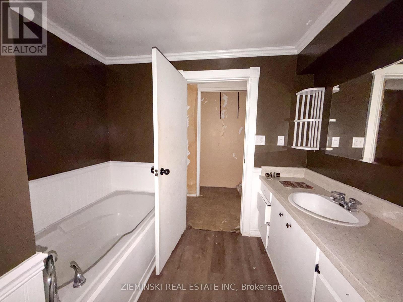 157 Pine Street N, Timmins, Ontario  P4N 6K9 - Photo 8 - T12641862