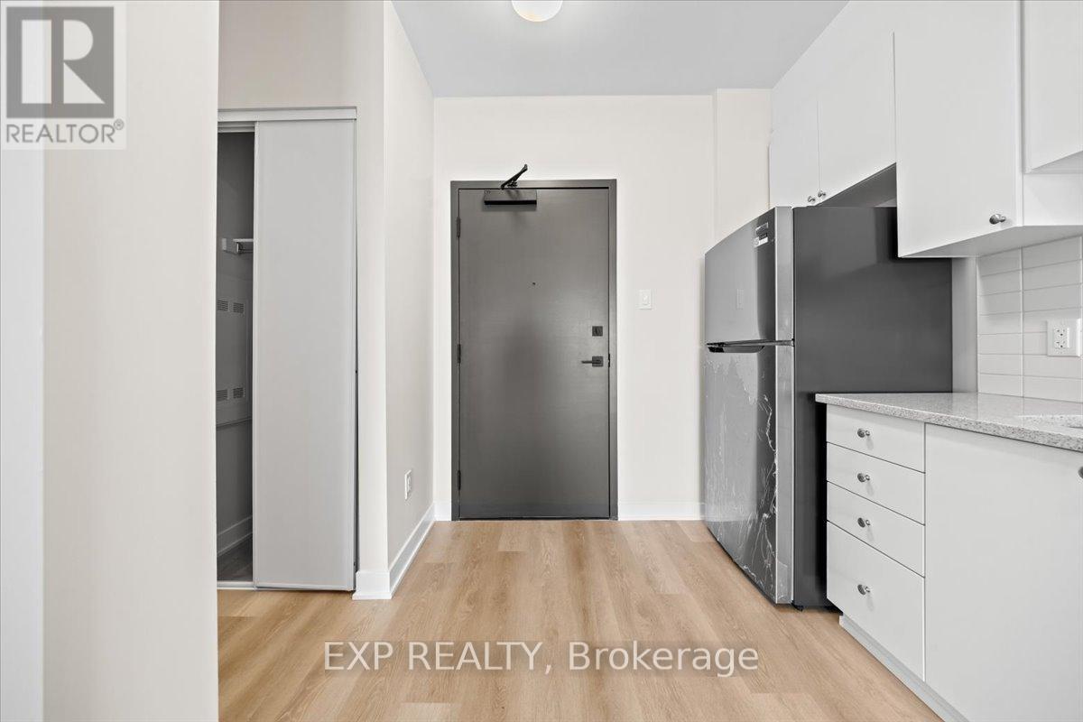 211 - 3600 Brian Coburn Boulevard, Ottawa, Ontario  K4A 5T8 - Photo 2 - X12642964