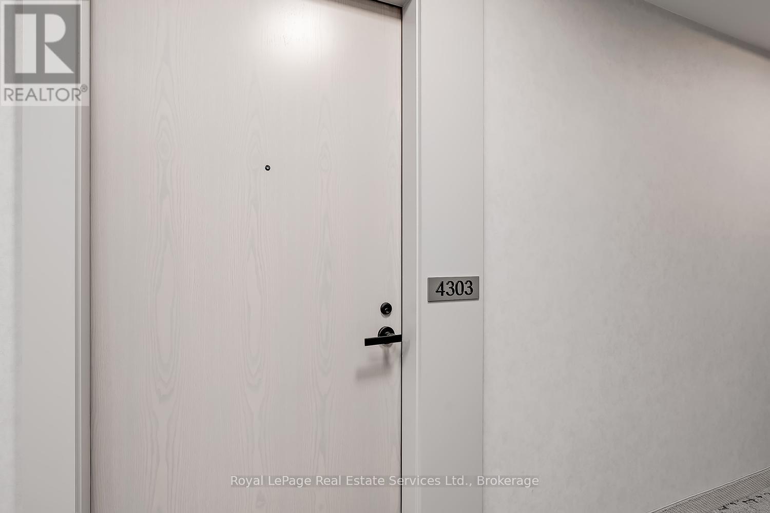 4303 - 8 Interchange Way, Vaughan, Ontario  L4K 5Z7 - Photo 6 - N12643070