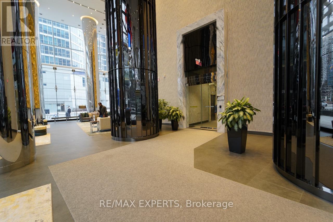 1106 - 10 York Street, Toronto, Ontario  M5J 2Z2 - Photo 32 - C12641528