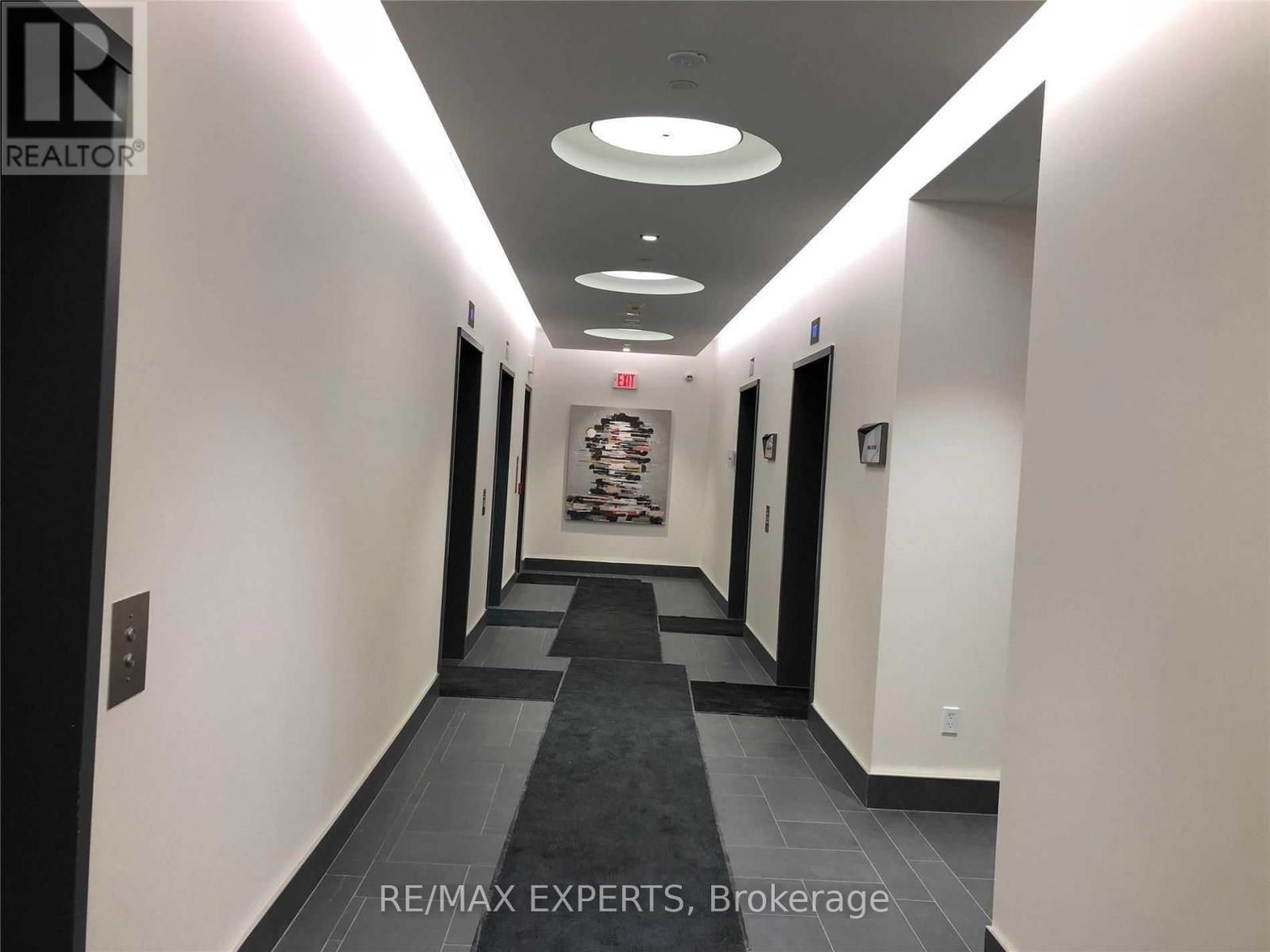 1106 - 10 York Street, Toronto, Ontario  M5J 2Z2 - Photo 8 - C12641528