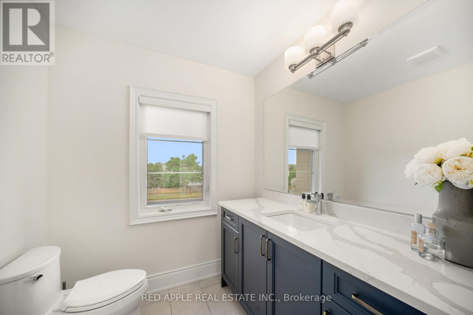 9392 Bayview Avenue, Richmond Hill, Ontario  L4C 4Z2 - Photo 16 - N12478883