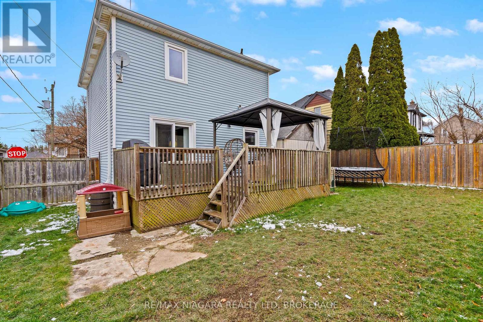 31 Kennedy Street, Welland, Ontario  L3B 3R7 - Photo 27 - X12643064