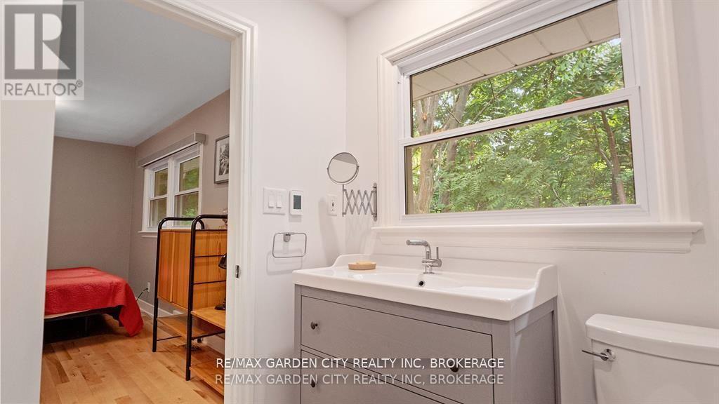 1 Caroline Street, St. Catharines, Ontario  L2T 3E9 - Photo 17 - X12643074