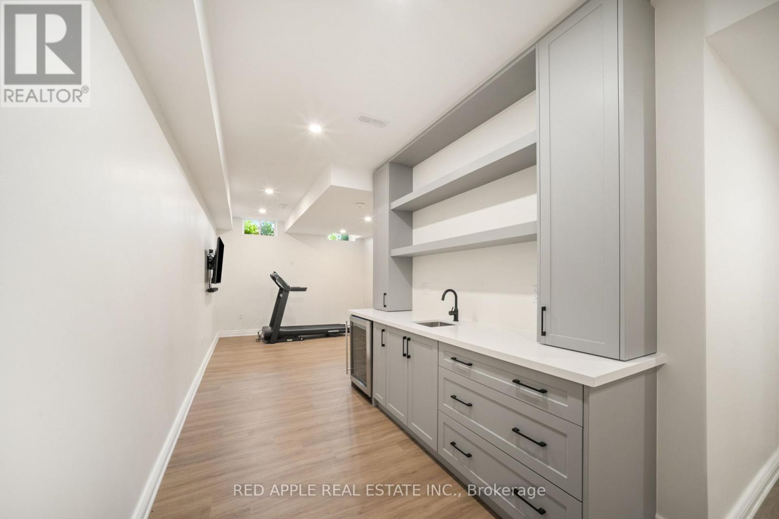 9392 Bayview Avenue, Richmond Hill, Ontario  L4C 4Z2 - Photo 26 - N12478883