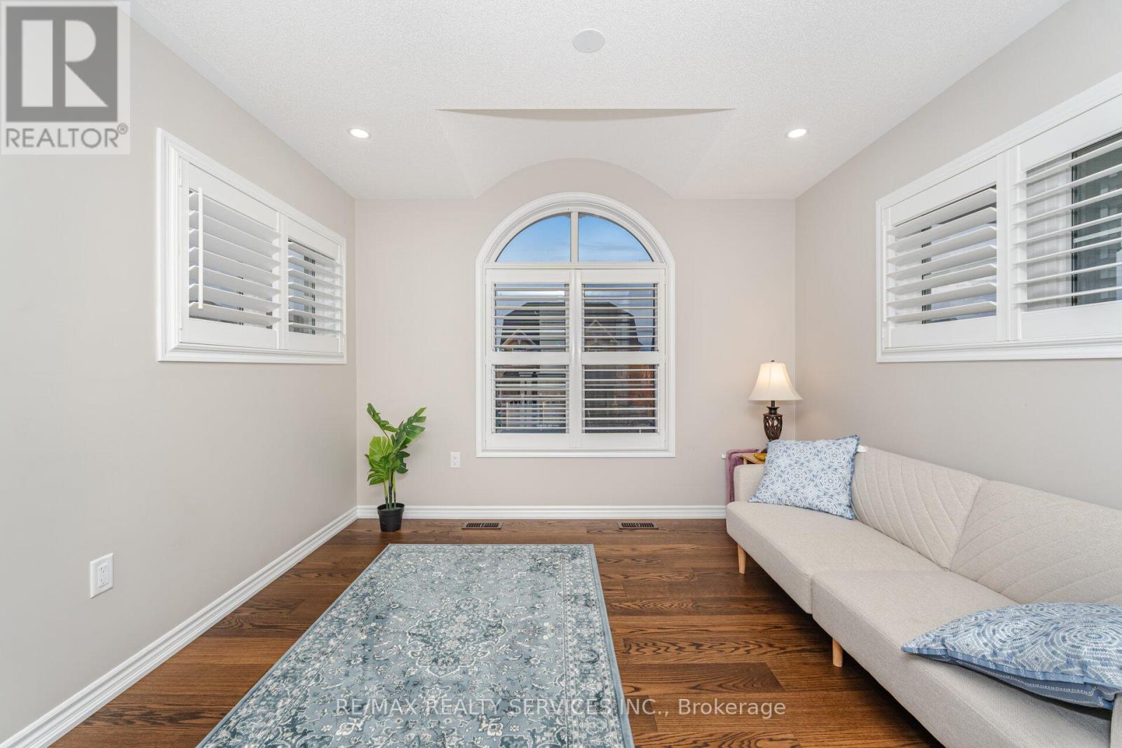 94 Newhouse Boulevard, Caledon, Ontario  L7C 4E4 - Photo 24 - W12524986