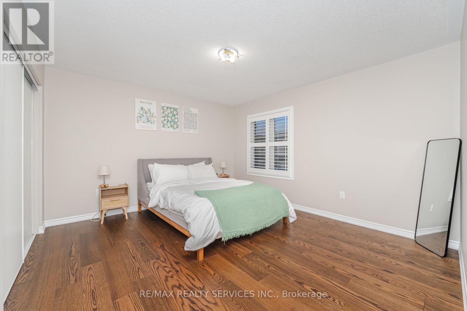 94 Newhouse Boulevard, Caledon, Ontario  L7C 4E4 - Photo 33 - W12524986