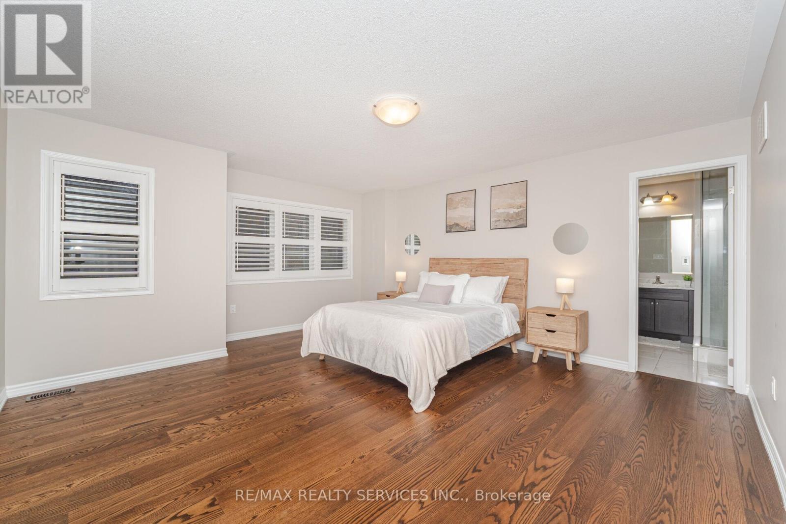 94 Newhouse Boulevard, Caledon, Ontario  L7C 4E4 - Photo 27 - W12524986