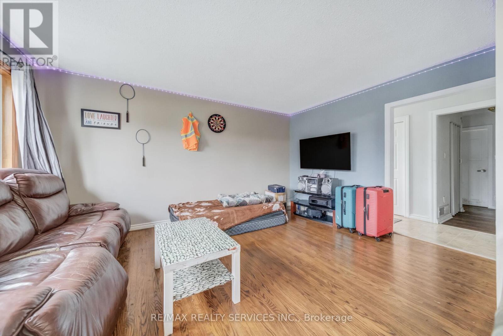 39 Flavian Crescent, Brampton, Ontario  L6T 3P2 - Photo 12 - W12589758