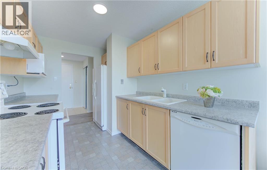 55 Blue Springs Drive Unit# 512, Waterloo, Ontario  N2J 4T3 - Photo 6 - 40794573