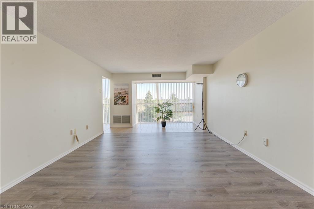 55 Blue Springs Drive Unit# 512, Waterloo, Ontario  N2J 4T3 - Photo 9 - 40794573