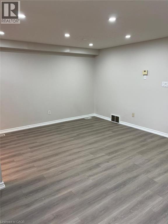 147 Activa Avenue, Kitchener, Ontario  N2E 3T3 - Photo 5 - 40794501