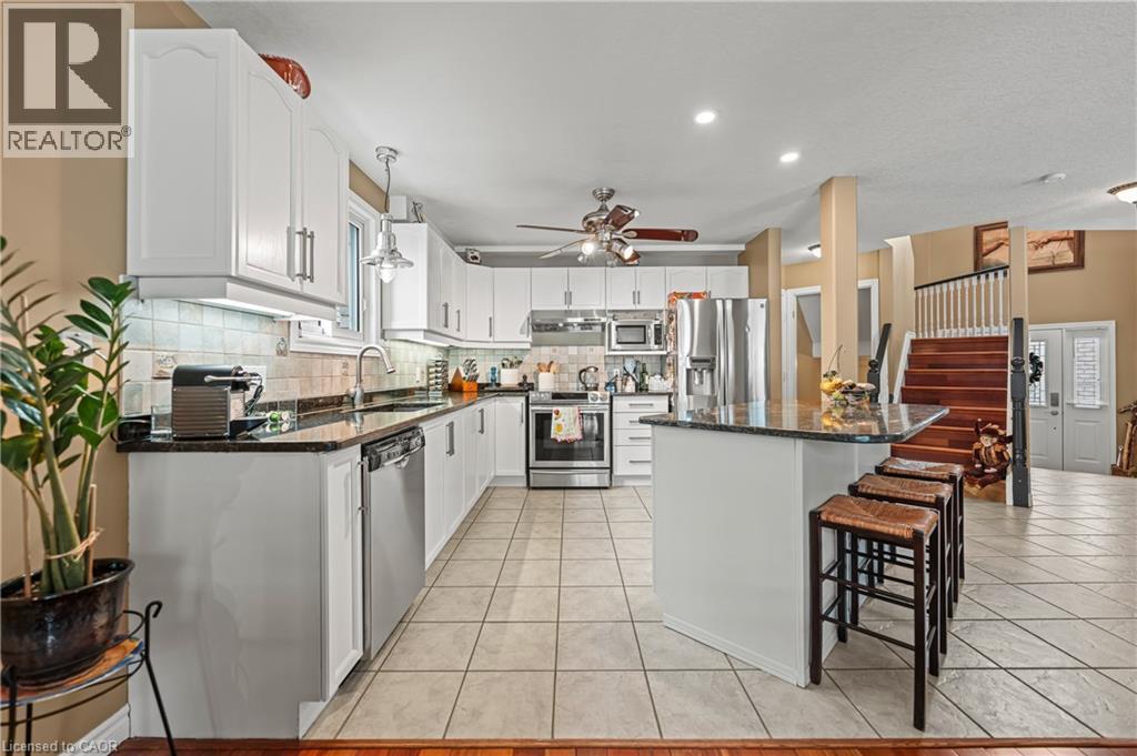 44 Dineen Court, Kitchener, Ontario  N2B 3X3 - Photo 15 - 40794109