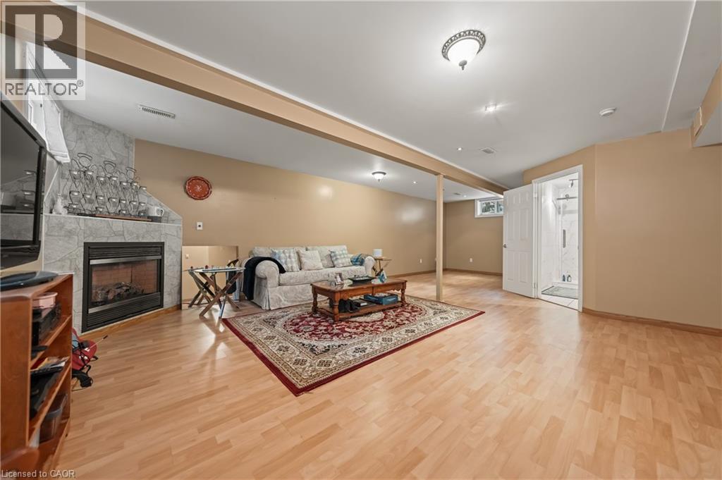 44 Dineen Court, Kitchener, Ontario  N2B 3X3 - Photo 38 - 40794109